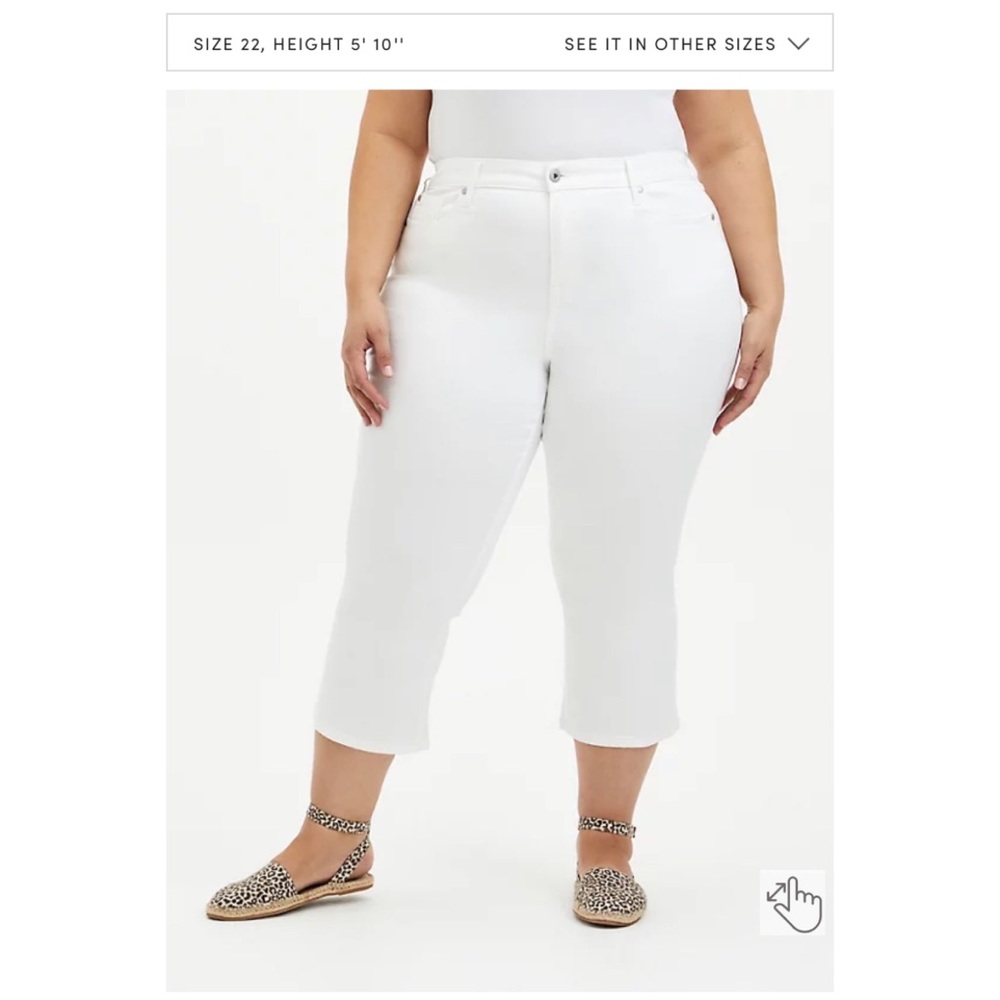 NEW Torrid 24 Crop Mid Rise Flare Jean - Super Soft White - Picture 3 of 12